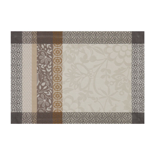 Le Jacquard Francais Provence Beige Placemat 21 x 15 Inch Set of 4