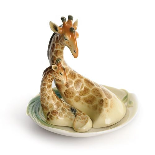Franz Porcelain Giraffe Salt & Pepper Shakers FZ01122