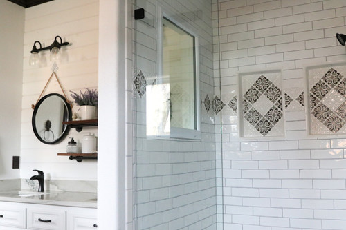 Modern Farmhouse Bathroom with Hiser Handmade Tile Border ... Modern Farmhouse Bathroom with Hiser Handmade Tile Border ... on Farmhouse Tile
id=91739