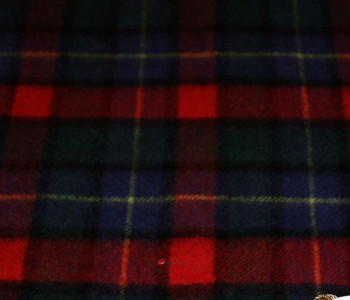 100% Cashmere Scarf in Kilgour Tartan 100% Cashmere Scarf in Kilgour Tartan