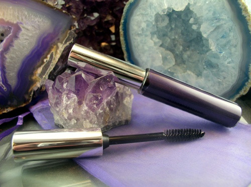 Dark Plum Lengthening and Volumizing Mascara