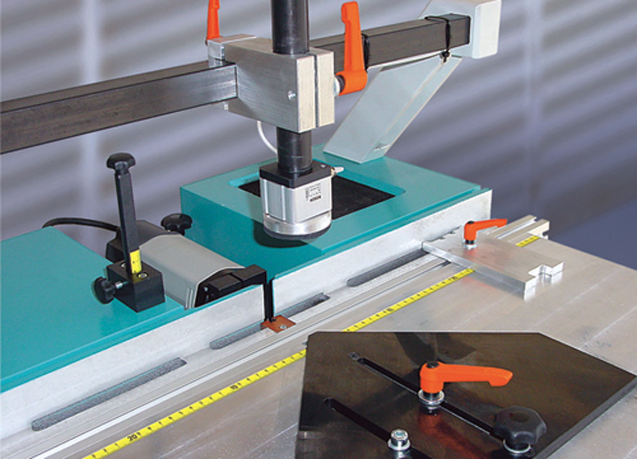 pu2-table-detail-hoffmann-dovetail-routing-machine-w1070000.jpg