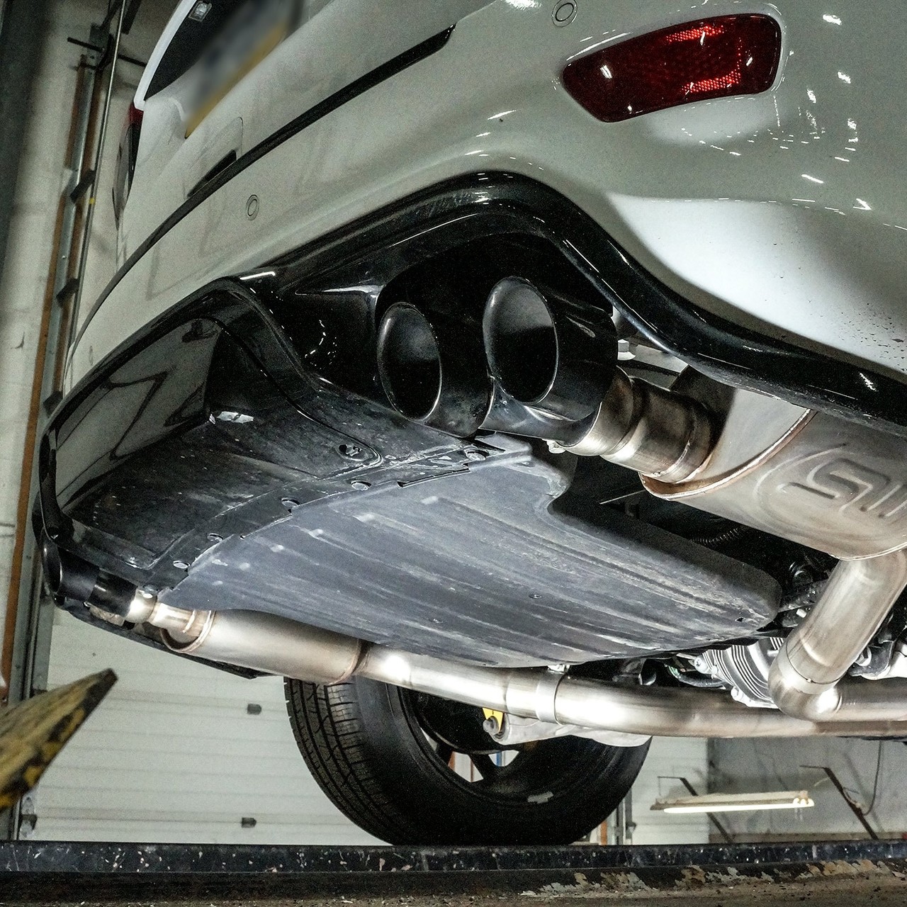 Magnaflow Catalytic Converter >> 2018 Jeep Grand Cherokee Trackhawk Stainless Cat-Back ... Magnaflow Catalytic Converter >> 2018 Jeep Grand Cherokee Trackhawk Stainless Cat-Back ...