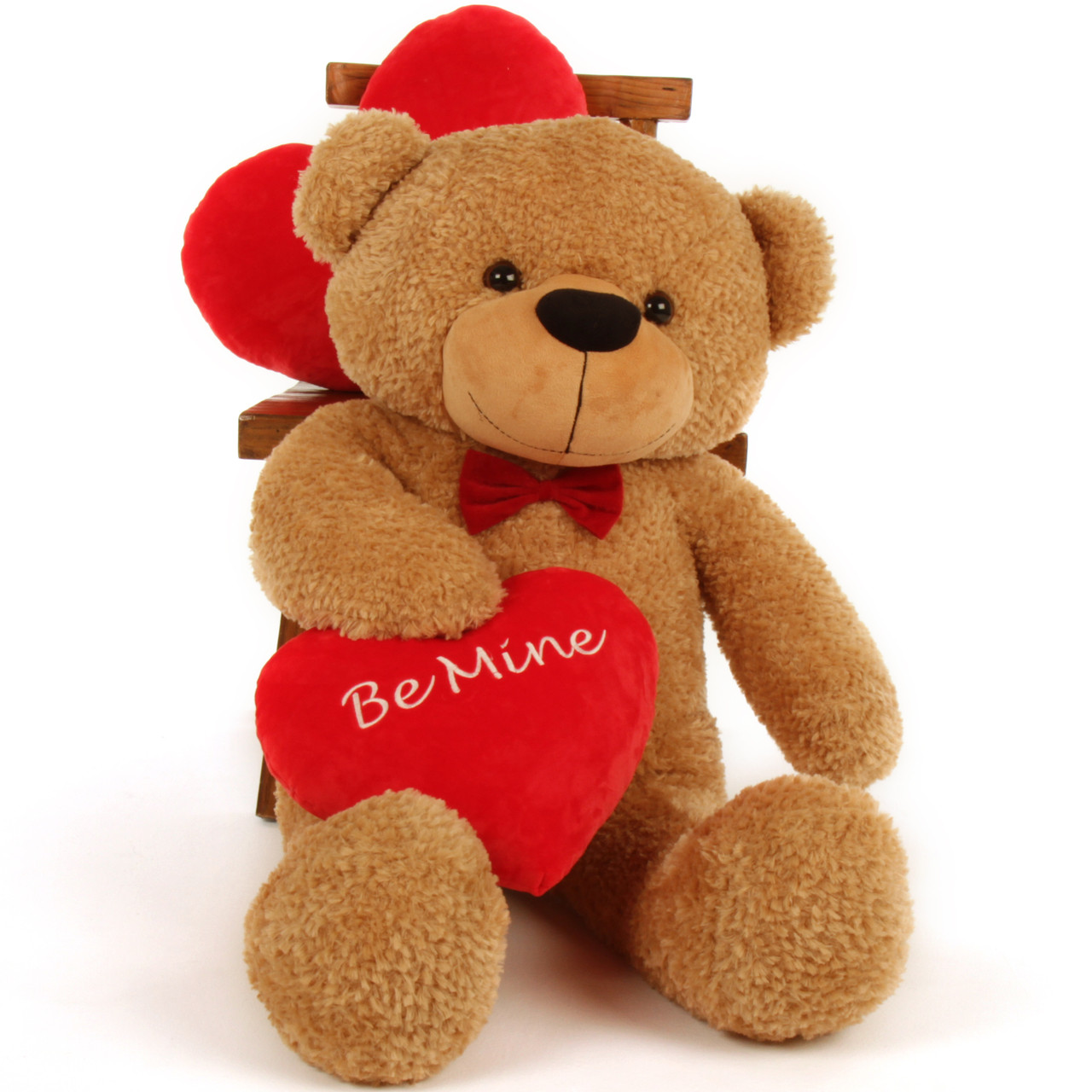 In This Section: Teddy bears are the perfect cuddly gift to show your love, but not every teddy bear is created equal. Whether you’re looking for a festive teddy bear themed to holidays like Christmas and Easter, or just a teddy bear that can be dressed up, Vermont Teddy Bear helps you choose the perfect teddy bear.