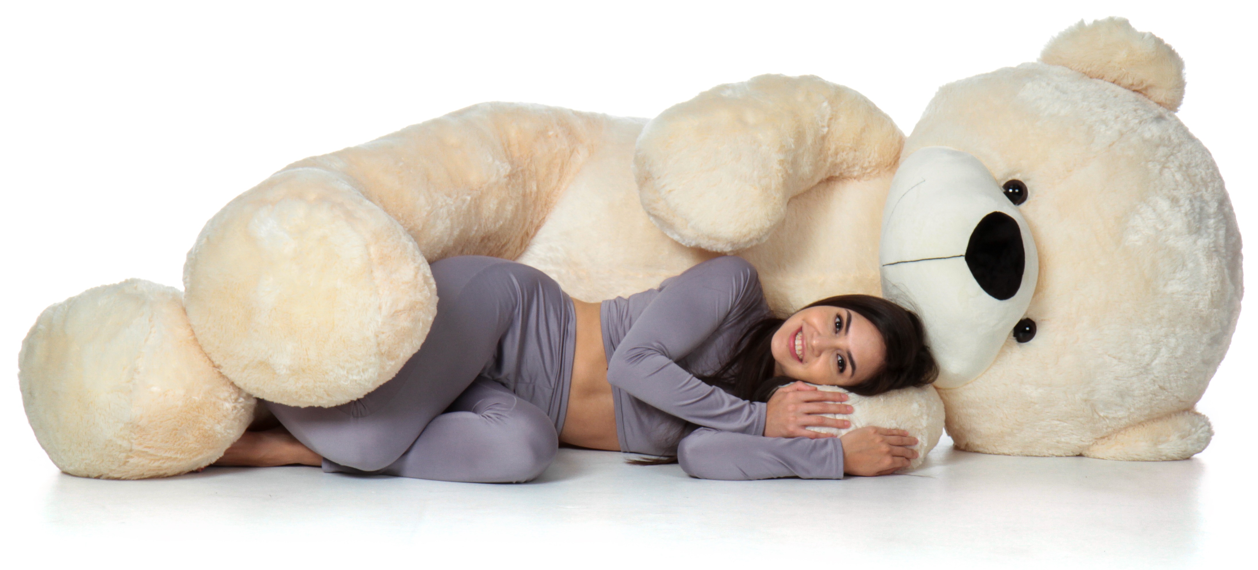 absolutely-giant-7-foot-cream-teddy-bear-unique-christmas-present.jpg