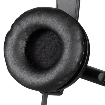 Logitech H570e leatherette ear pads, plus padded headband with metal reinforcement provides strength and flexibility for a comfortable fit. Logitech H570e leatherette ear pads, plus padded headband with metal reinforcement provides strength and flexibility for a comfortable fit.