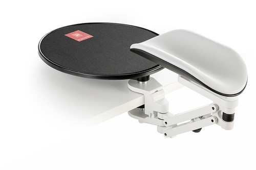 Long pad with mouse platform
