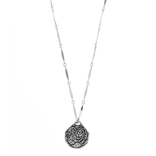 Carnation Gratitude Necklace Carnation Gratitude Necklace