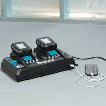 18V LXT Lithium-Ion Dual Port Rapid Optimum Charger 18V LXT Lithium-Ion Dual Port Rapid Optimum Charger