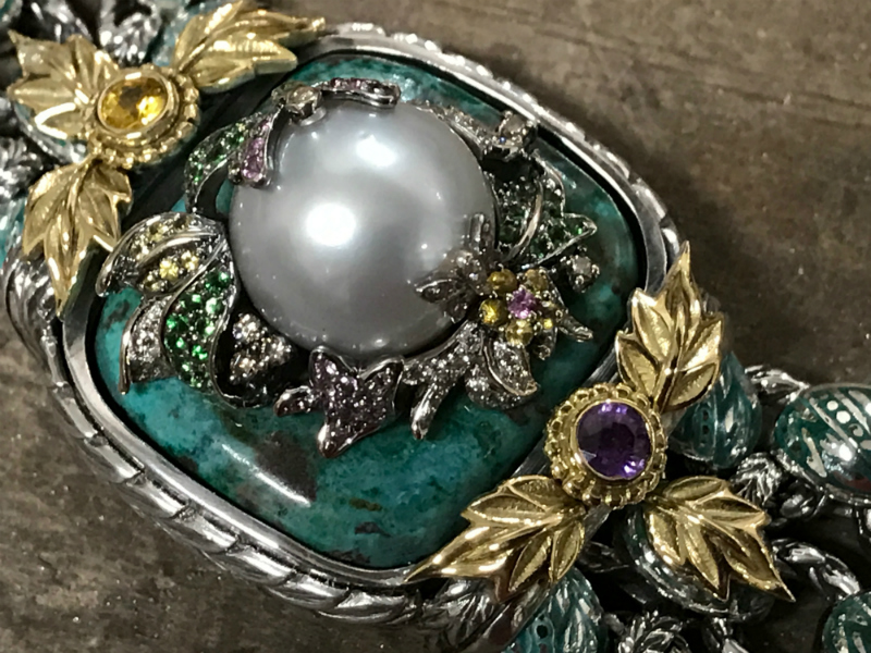 pearl-center-bracelet-resized-for-custom-orders3.jpg