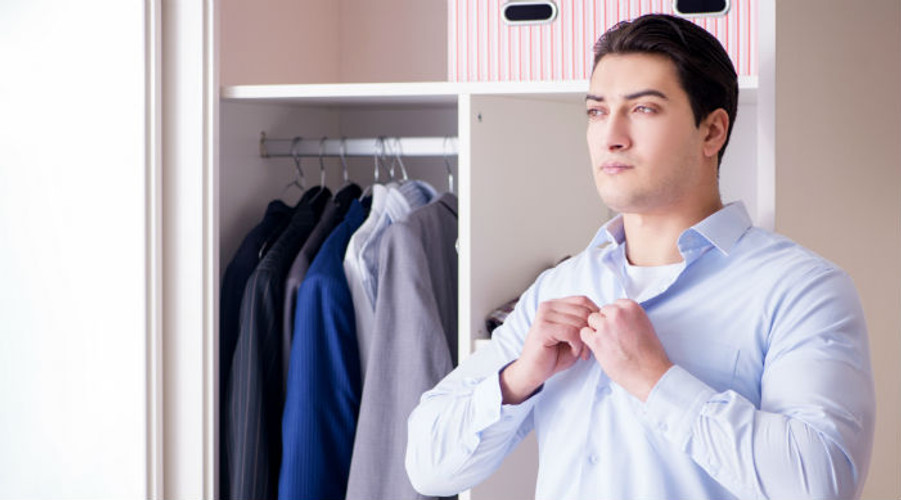 How to Choose the Right Dress Shirt