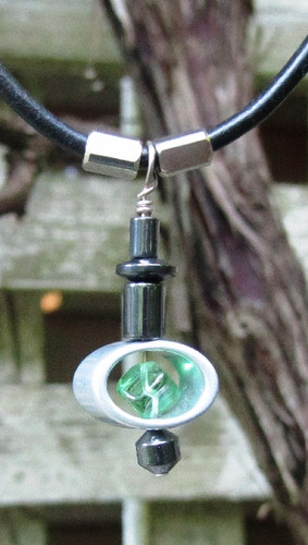 infinite jewelley emerald bead with hematite pendant