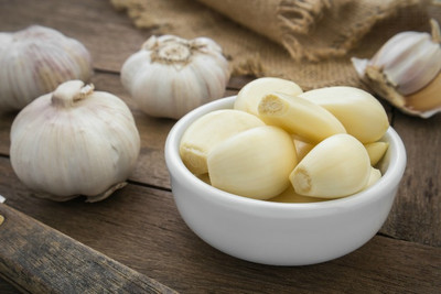Ask the Experts: How to Mince Garlic