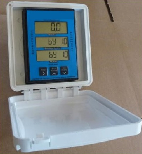 Sun shade to protect digital display on WM-PT Series meters Sun shade to protect digital display on WM-PT Series meters
