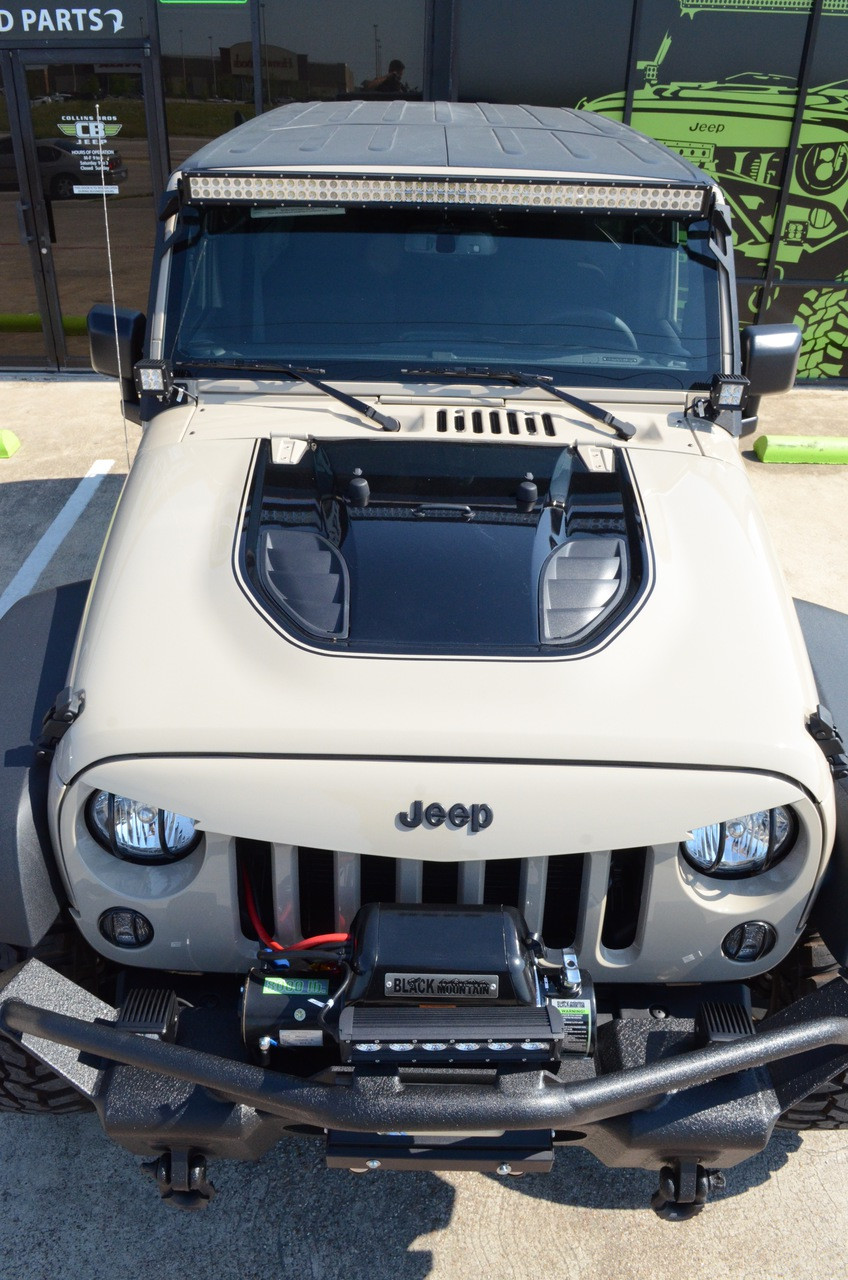 Heat Reduction Hood Black Mountain Jeep