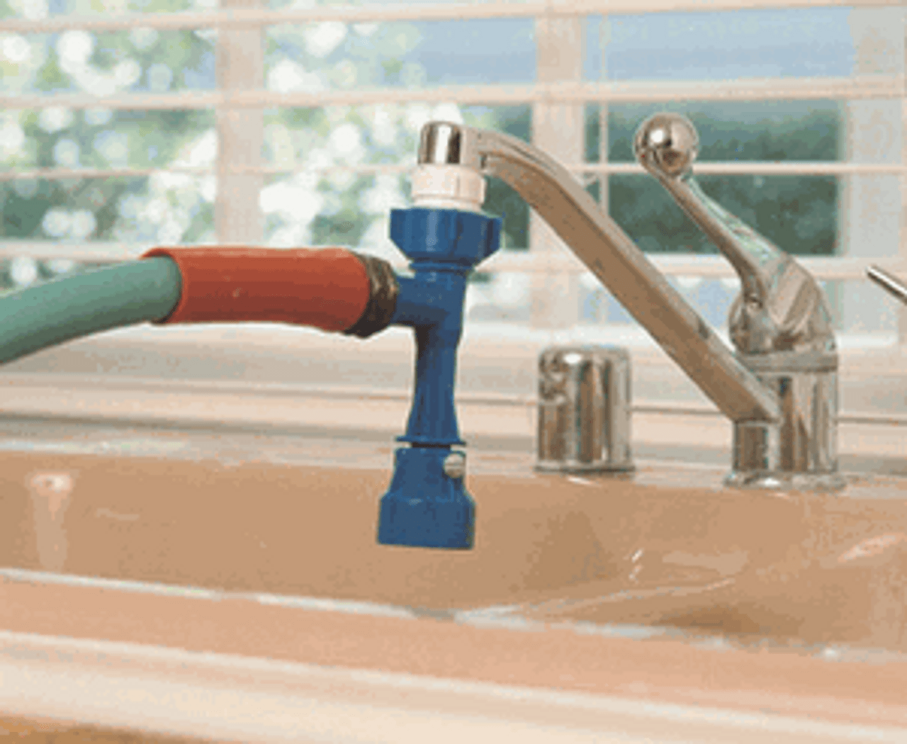 can aipstyle garden hose be hooked to kitchen sink