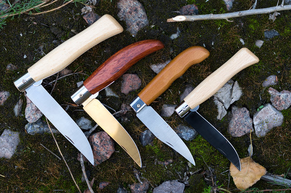 classic pocket knives