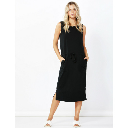 Jennifer Midi Dress by BETTY BASICS*