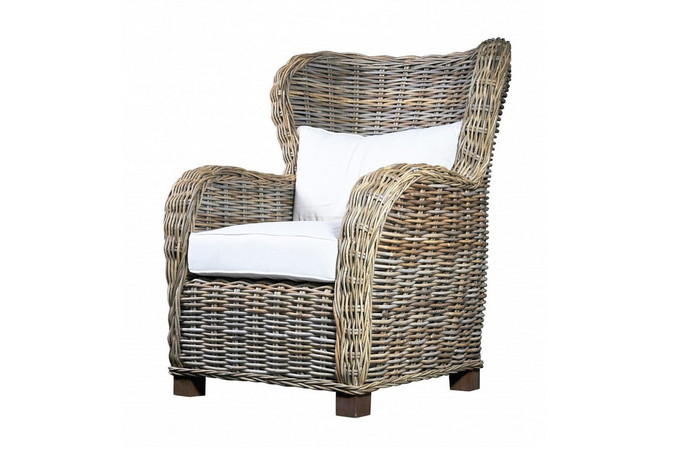 Queen rattan armchair