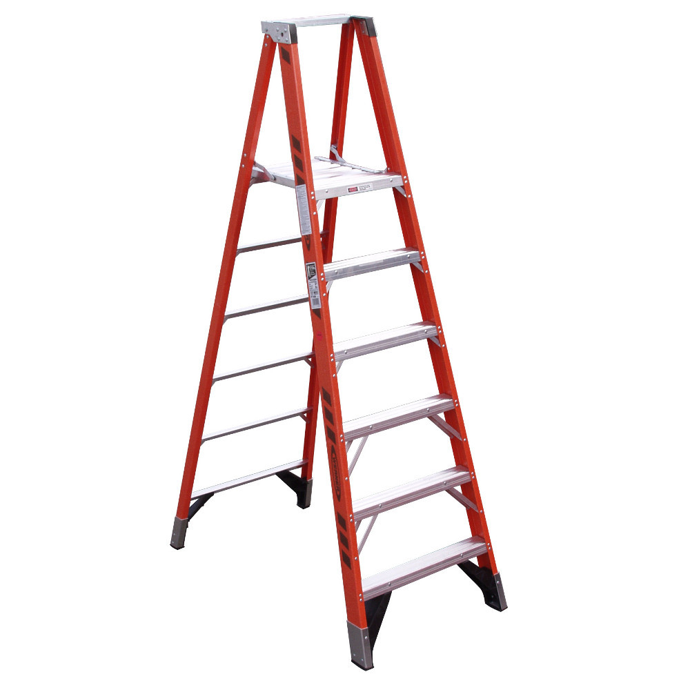 Werner P7400 Series Platform Ladder 375 lb Rated Werner P7400 Series Platform Ladder 375 lb Rated