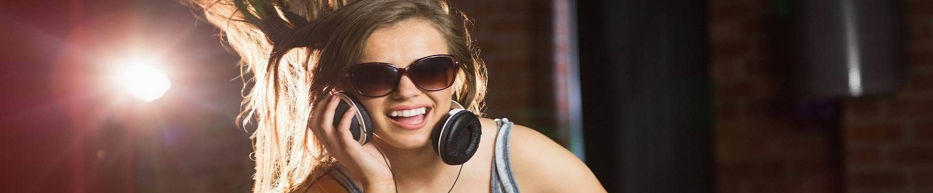 singing girl