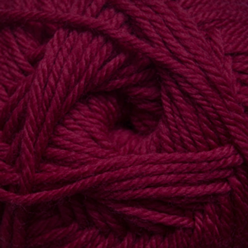 Cascade 220 Superwash Merino Yarn - 29 Red Cascade 220 Superwash Merino Yarn - 29 Red