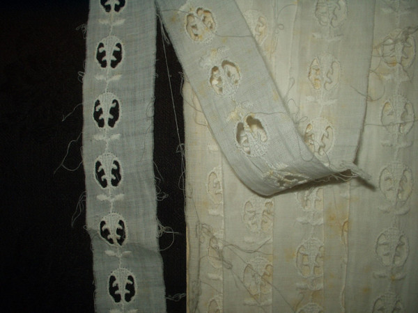 Victorian 1900's Whitework Embroidery Swiss Eyelet Insertion Trim Victorian 1900's Whitework Embroidery Swiss Eyelet Insertion Trim