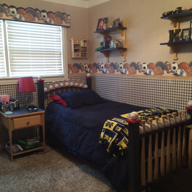 kmdr-room-sporty-beds.jpg