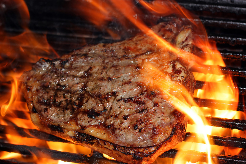 5 Tips for a Perfectly Charred Steak