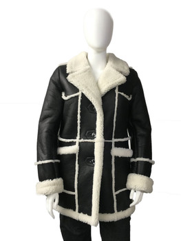Black and White Unisex Sheepskin Black and White Unisex Sheepskin