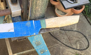Curly birch, unstained and rough sanded Curly birch, unstained and rough sanded