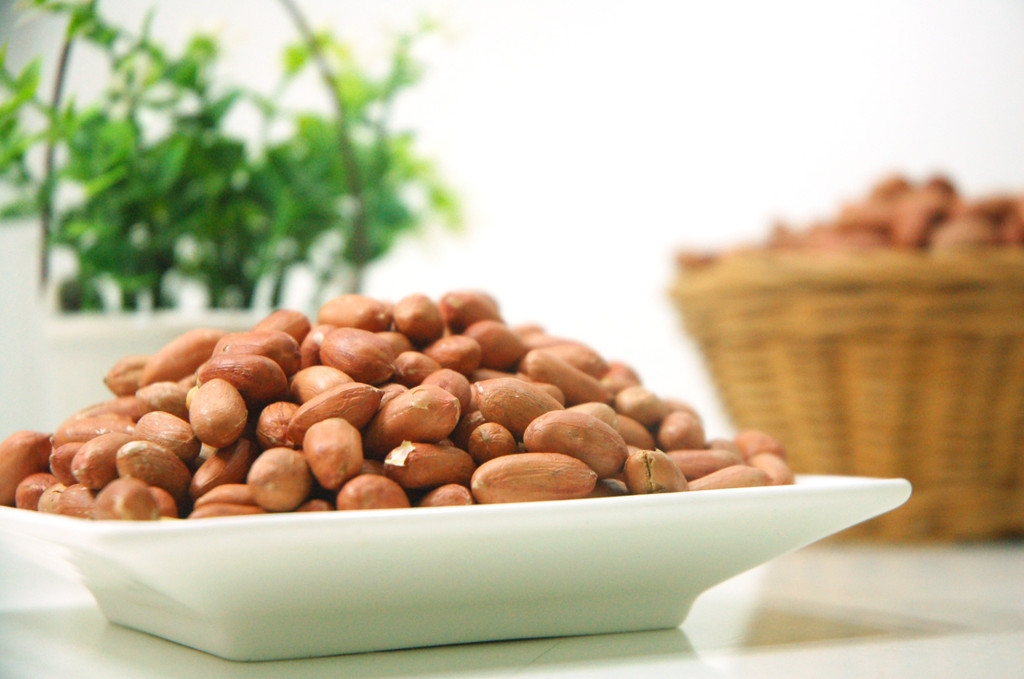 8 Tasty Uses for Raw Redskin Peanuts