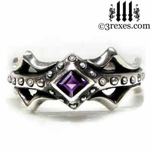 Princess Love Gothic V Ring